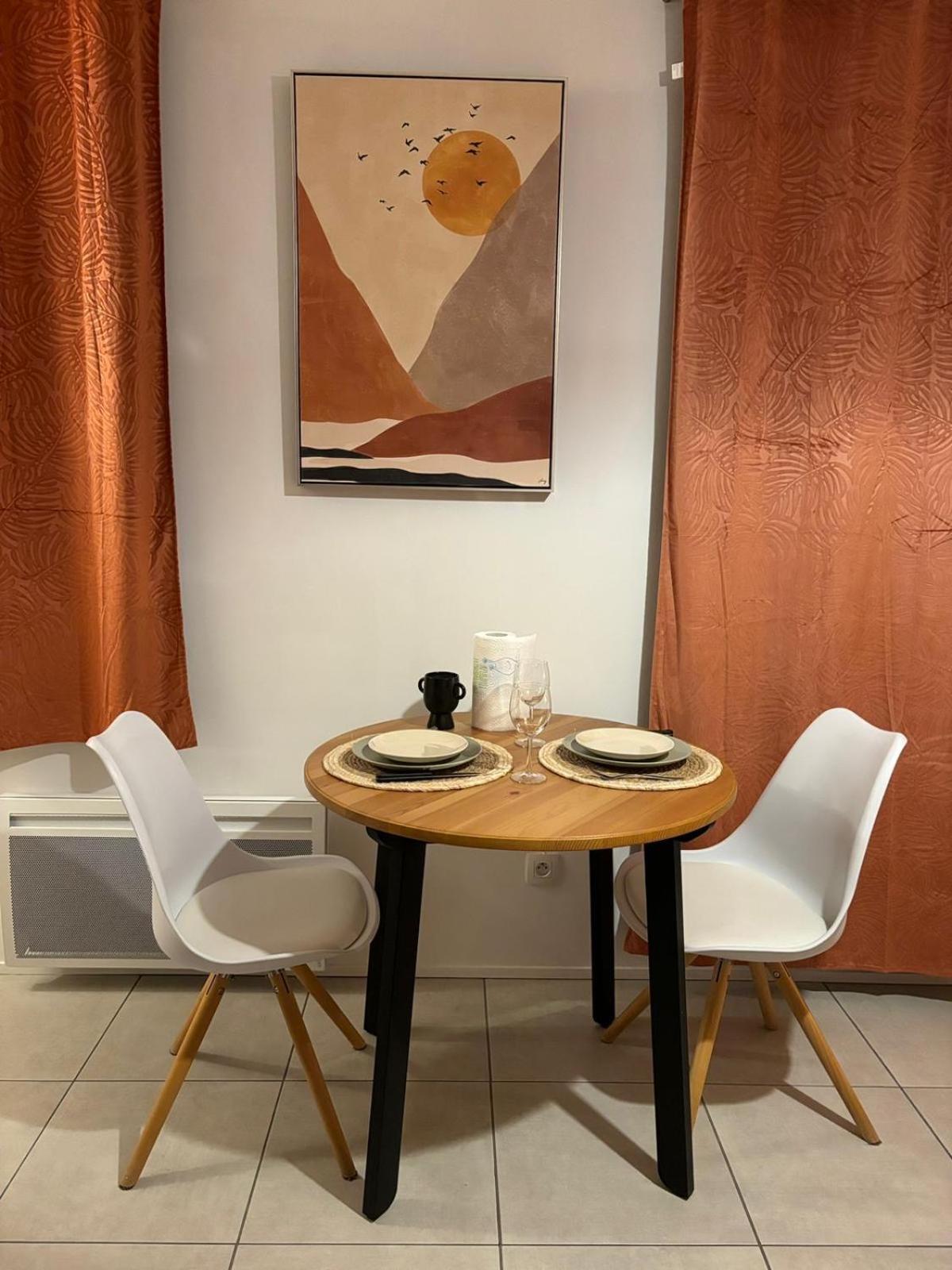 Le Marguerite & Le Melange Savant Apartment รูออง ภายนอก รูปภาพ